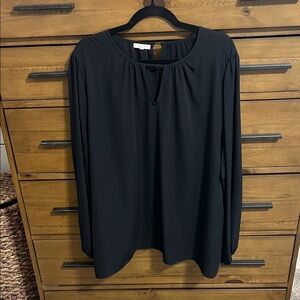 Maurices Black Long-Sleeve Keyhole Top